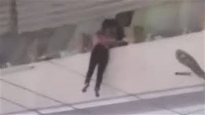 ربة منزل وطفلتها تقفزان من الطابق الأول هربًا من عنف شقيق زوجها في سوهاج