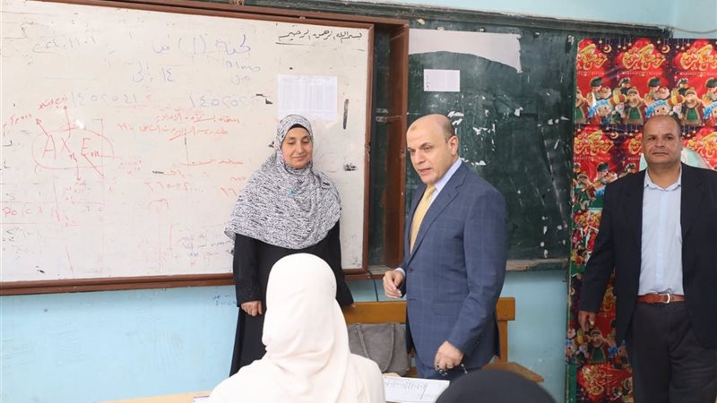 محافظ كفرالشيخ يتفقد