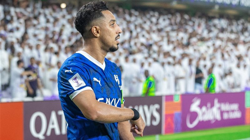 سالم الدوسري لاعب