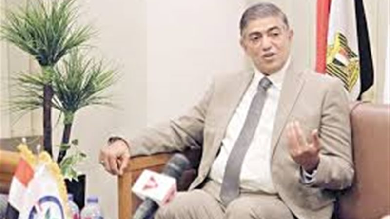 هشام عبد العزيز
