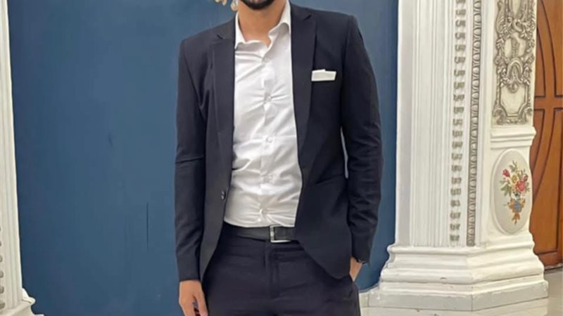 الطبيب الصيدلى