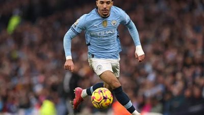 موعد اللقاء الثاني لمان سيتي بقيادة عمر مرموش ضد العين الإماراتي