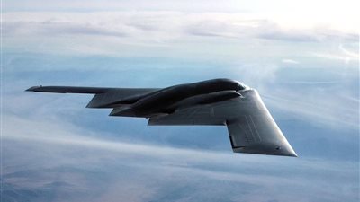 واشنطن تدخل على خط الحرب بين إسرائيل وإيران.. وترسل 6 قاذفات شبحية إلى جوام