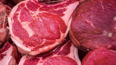 «الكندوز رفع والضاني نزل».. سعر اللحوم اليوم السبت 21-6-2025 بالأسواق