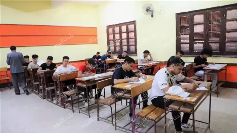 انطلاق امتحانات المواد