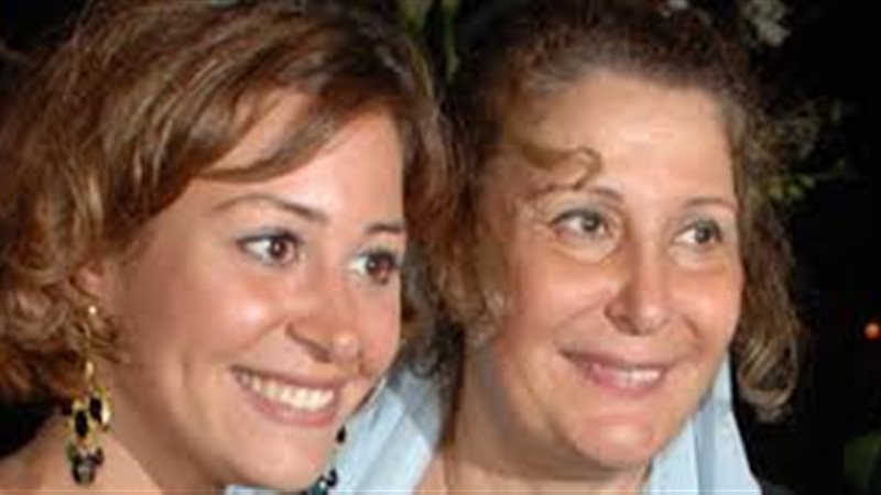زيزي مصطفى ومنه