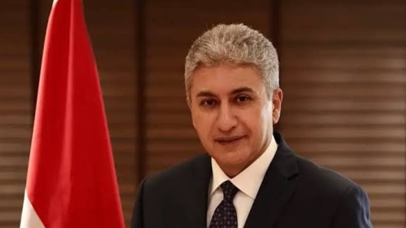 وزير السياحة شريف