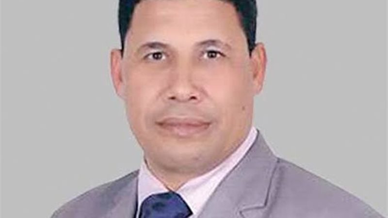 رئيس نقابة العاملين