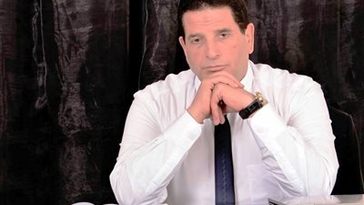 أشرف صحصاح: الإسكندرية بوابة الساحل الشمالي.. وتوحيد ألوان الشماسي على الشواطئ لمسة عظيمة 