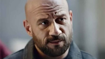 أحمد سلامة يحسم جدل علاقة أحمد مكي وابنته.. تفاصيل