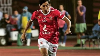 خلال الموسم الجديد.. محمد شكري يتمركز بالظهير الأيسر للقلعة الحمراء 