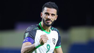 هل اقترب عمر السومة من الانتقال إلى الفتح السعودي؟.. مصدر يجيب