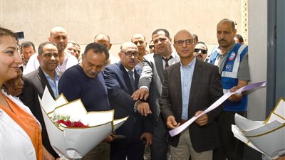 افتتاح مبنى العيادات الخارجية بمستشفى منفلوط المركزي الجديد