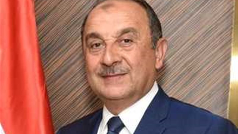  وزير قطاع الأعمال