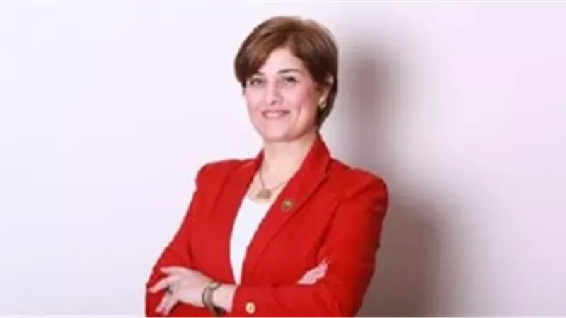 النائبة ايمان العجوز