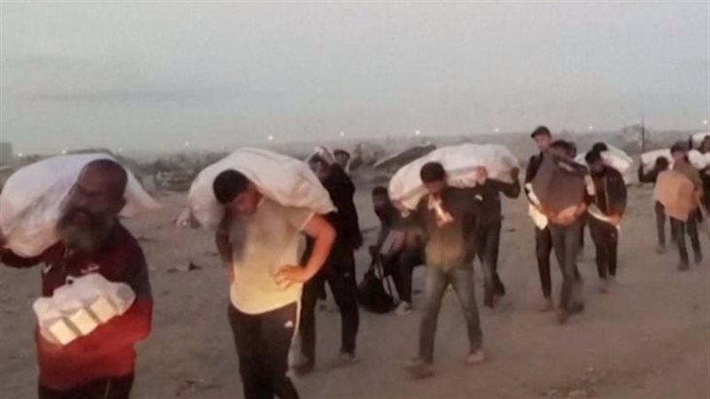 الفلسطينيون متلقو