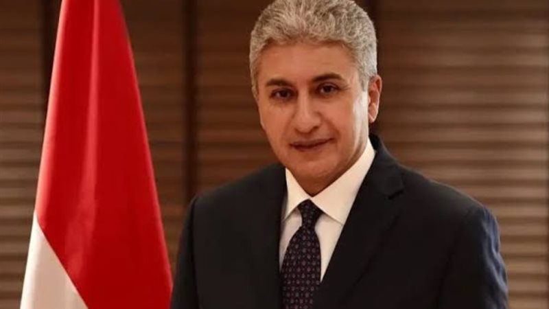الدكتور شريف فتحي
