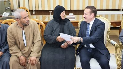 وفاء بالوعد.. سيارة جديدة تعيد الأمل لأسرة سائق حادث الإقليمي بالمنوفية 