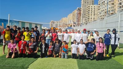 3 اَلاف مشارك في أولى فعاليات مهرجان صيف 2025 من شواطئ الإسكندرية