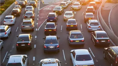 النشر المرورية| زحام في القاهرة والجيزة.. والأمن يكثف تواجده لتنظيم الحركة