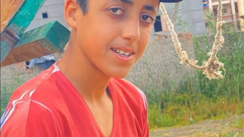مصرع شاب أثناء محاولة