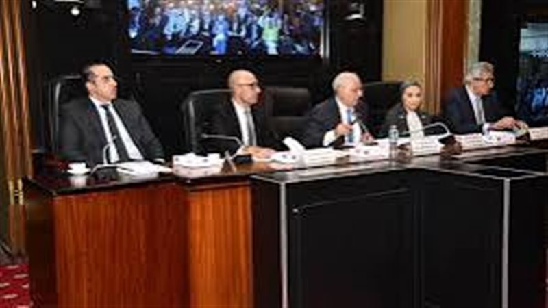 مناقشة مشروع البكالوريا