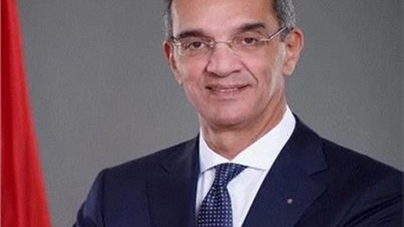 وزير الإتصالات