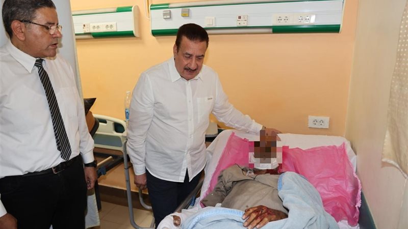 المحافظ أثناء المتابعة