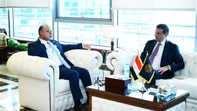  وزير الزراعة ورئيس الرقابة المالية يبحثان تفعيل صندوق التكافل ضد المخاطر