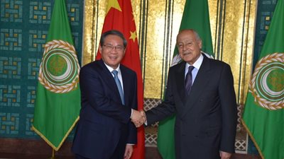 أبو الغيط يبحث مع رئيس وزراء الصين تعزيز التعاون العربي الصيني والتحضير لقمة 2026