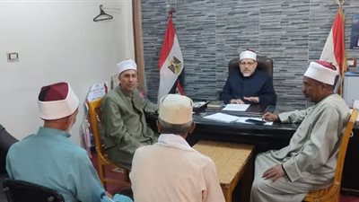 مدير الدعوة بأسيوط يرأس لجنة مقابلات أصحاب المعاشات من الأزهر والأوقاف
