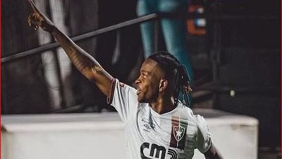 شيكو بانزا يصل إلى القاهرة تمهيدًا للانضمام للزمالك