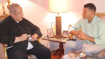 السفير جمال بيومي:  ترامب جاهل ويحقق السلام بشروط إسرائيلية.. وعلامات استفهام على الشرع| حوار