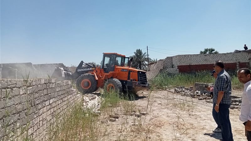 اثناء تنفيذ الازالة