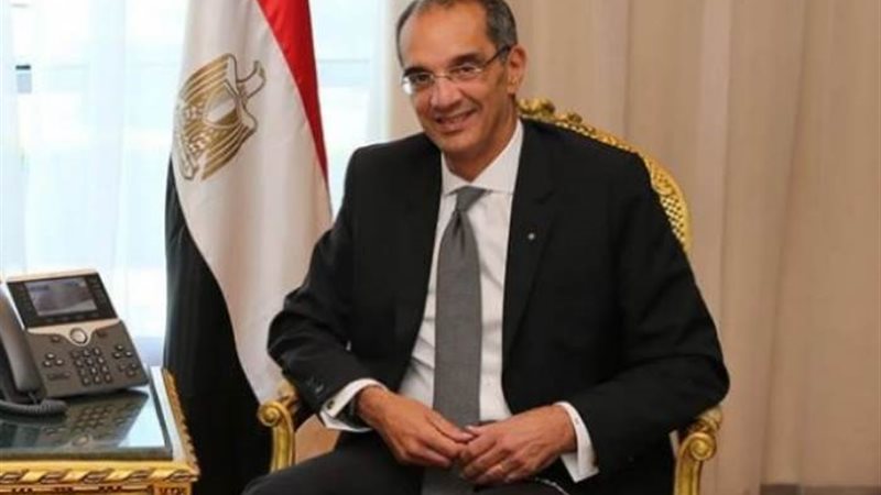 الدكتور عمرو طلعت،