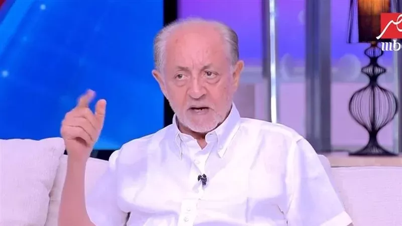 عبد العزيز مخيون