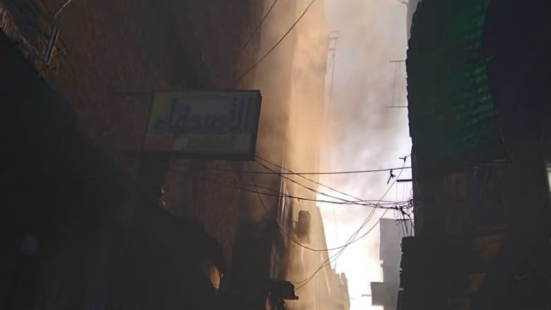 جانب من الحريق