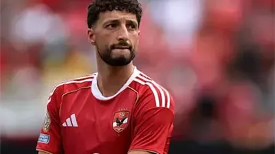 نتيجة الغياب عن التدريبات.. الأهلي يستبعد وسام أبو علي من معسكر تونس