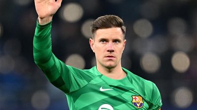 تيرشتيجن يرفض عرض موناكو ويتمسك بالبقاء في برشلونة