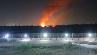 بدون خسائر بشرية.. سيطرة كاملة على حريق نخيل الخانكة بالقليوبية