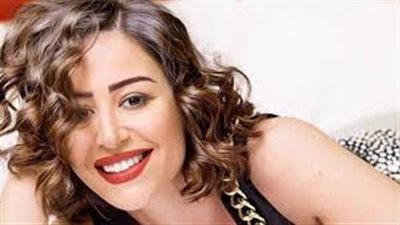 سقطت في رابعة ابتدائي.. منة شلبي تكشف تفاصيل جديدة عن حياتها الشخصية