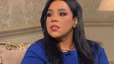 نجت من الموت بأعجوبة.. تفاصيل حادث شيماء سيف على طريق دهشور بأكتوبر