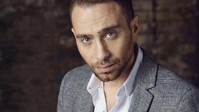 بعد ظهوره بالجبيرة.. آخر تطورات إصابة حسام حبيب على المسرح