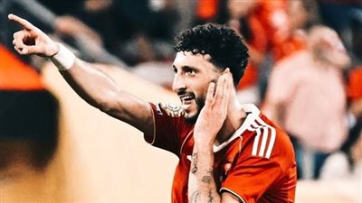 وسام أبو علي يودع الأهلي ويبلغ اللاعبين برحيله إلى كولومبوس الأمريكي (خاص)