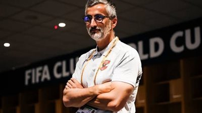 بعد تعافيه من الرباط الصليبي.. ريبيرو يشيد بأداء نجم الأهلي في المباراة الودية الأولى