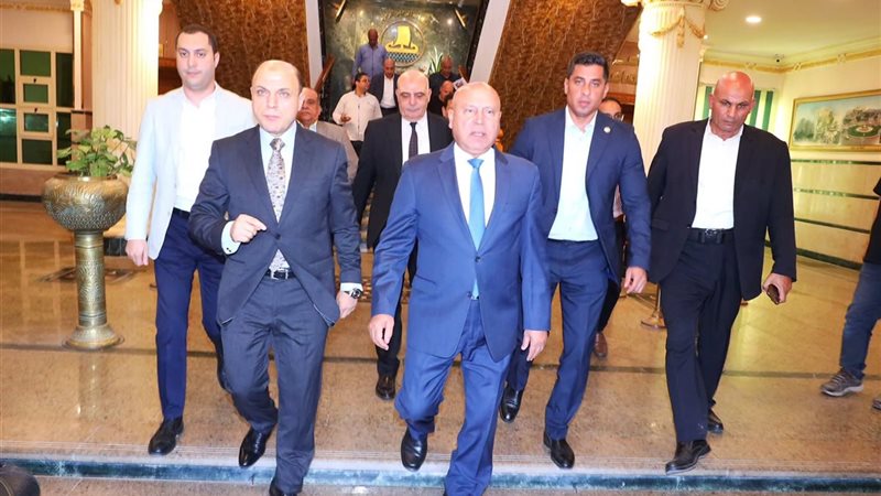 وزير النقل والصناعة