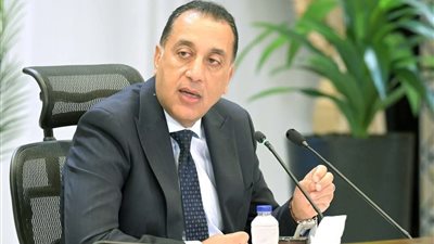 رئيس الوزراء يجري جولة تفقدية في الساحل الشمالي الغربي لمتابعة المشروعات التنموية