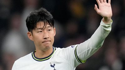 سون هيونج على أعتاب الرحيل عن توتنهام بعد عرض من لوس أنجلوس