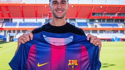 رسميًا.. برشلونة يتعاقد مع روجر مارتينيز في صفقة انتقال حر