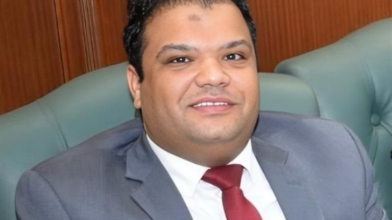 الدكتور محمود علي